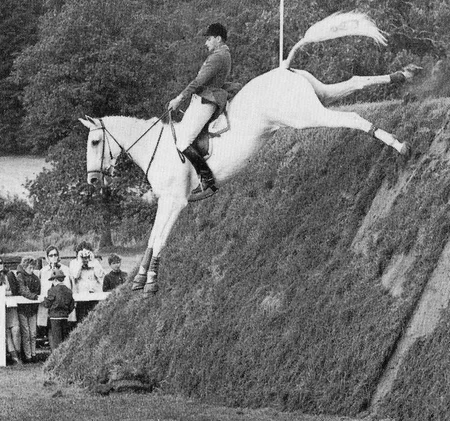 Neal Shapiro riding the ex rodeo horse Uncle Max in the Hickstead Derby, he eventually sold this great horse to Great Britain`s Ted Edgar